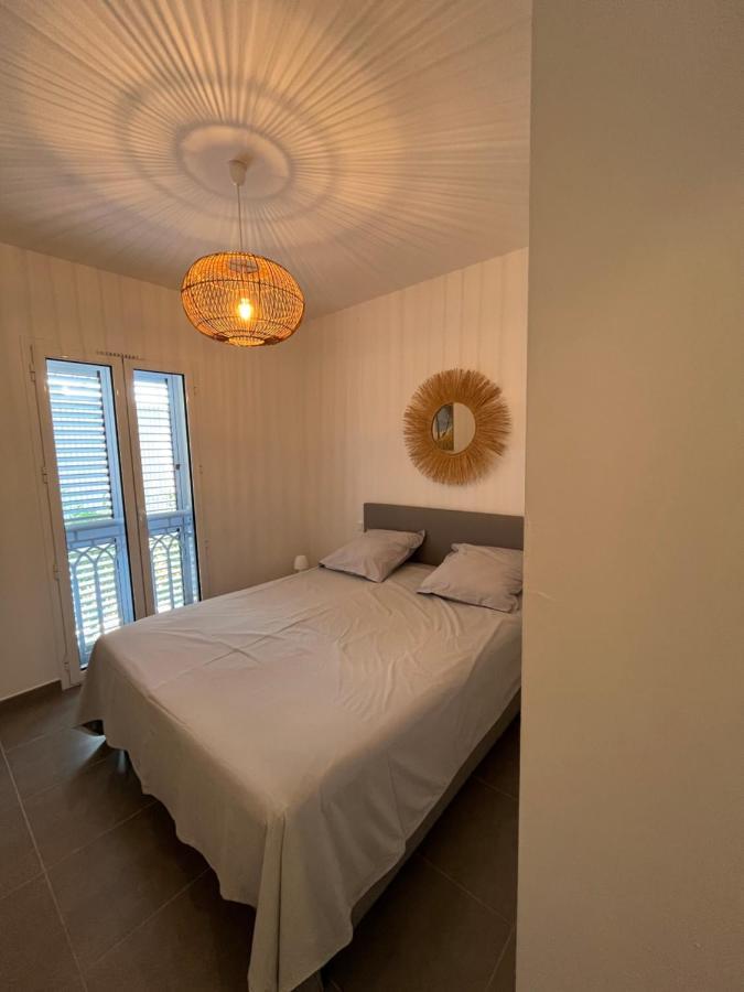 Appart Avec Terrasse Vue Sur Mer Exceptionnelle L'Ile-Rousse  Exterior photo